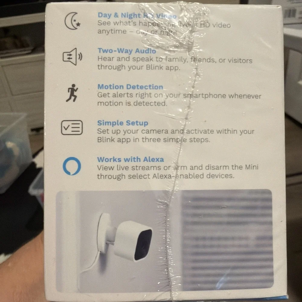 Blink Mini Indoor Plug-In Live HD Smart Security Camera (New in Box)